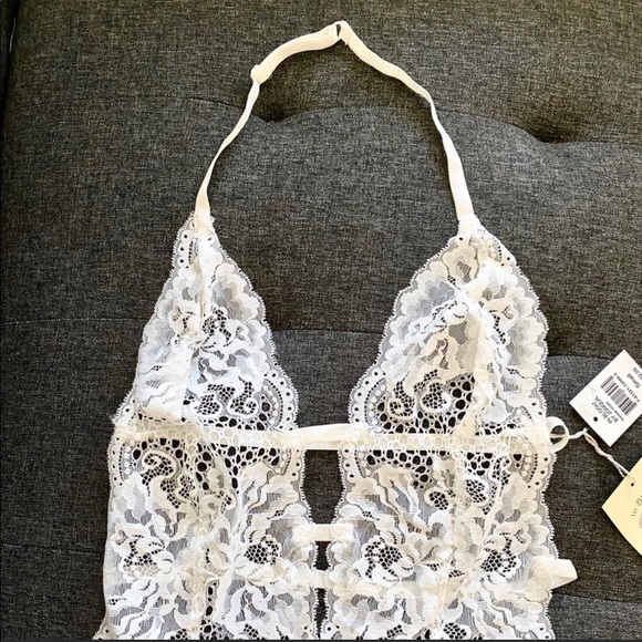 Bundle Set Bodysuit, Satin Romper - Picture 5 of 7